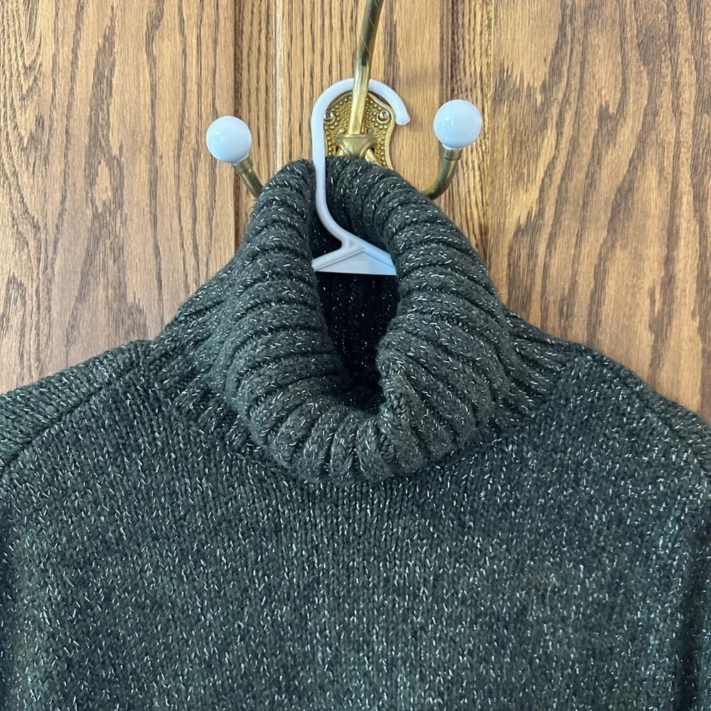 LOFT Dark Green Sparkly Short Sleeve Knit Turtleneck Poncho Sweater Medium NWT - Picture 5 of 8